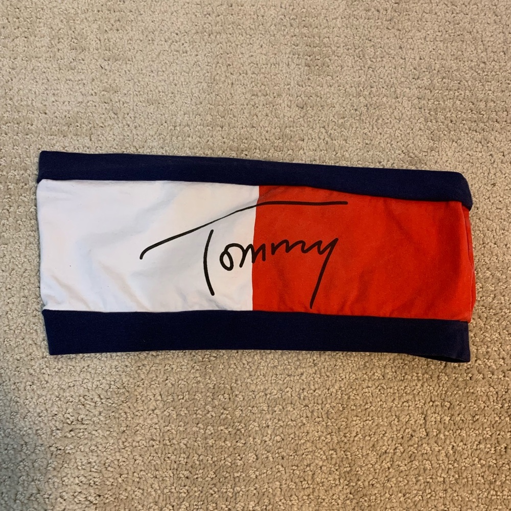 Tommy Hilfiger crop top